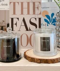 Nến thơm Taste Life sáp đậu nành thiên nhiên với thiết kế chuông thủy tinh sang trọng. Bộ sưu tập đa dạng màu sắc và mùi hương từ ngọt ngào đến trầm ấm, giúp thư giãn tinh thần và decor không gian sống đẳng cấp. Sản phẩm sạch, không khói, an toàn cho sức khỏe và là lựa chọn quà tặng tuyệt vời.