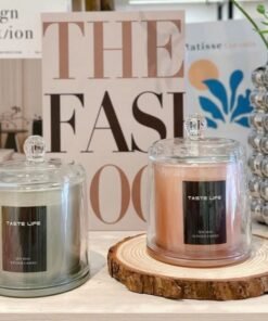 Nến thơm Taste Life sáp đậu nành thiên nhiên với thiết kế chuông thủy tinh sang trọng. Bộ sưu tập đa dạng màu sắc và mùi hương từ ngọt ngào đến trầm ấm, giúp thư giãn tinh thần và decor không gian sống đẳng cấp. Sản phẩm sạch, không khói, an toàn cho sức khỏe và là lựa chọn quà tặng tuyệt vời.