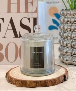 Nến thơm Taste Life sáp đậu nành thiên nhiên với thiết kế chuông thủy tinh sang trọng. Bộ sưu tập đa dạng màu sắc và mùi hương từ ngọt ngào đến trầm ấm, giúp thư giãn tinh thần và decor không gian sống đẳng cấp. Sản phẩm sạch, không khói, an toàn cho sức khỏe và là lựa chọn quà tặng tuyệt vời.