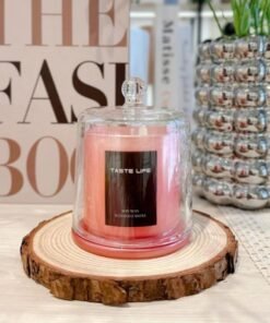 Nến thơm Taste Life sáp đậu nành thiên nhiên với thiết kế chuông thủy tinh sang trọng. Bộ sưu tập đa dạng màu sắc và mùi hương từ ngọt ngào đến trầm ấm, giúp thư giãn tinh thần và decor không gian sống đẳng cấp. Sản phẩm sạch, không khói, an toàn cho sức khỏe và là lựa chọn quà tặng tuyệt vời.