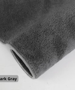 Thảm trải sàn lông ngắn Blank Carpet màu xám tối giản, sạch sẽ. Bề mặt êm ái, đế cao su chống trượt an toàn. Đa dạng kích thước (1m2x1m6, 1m4x2m, 1m6x2m3), dễ dàng decor phòng khách, phòng ngủ. Mua ngay!