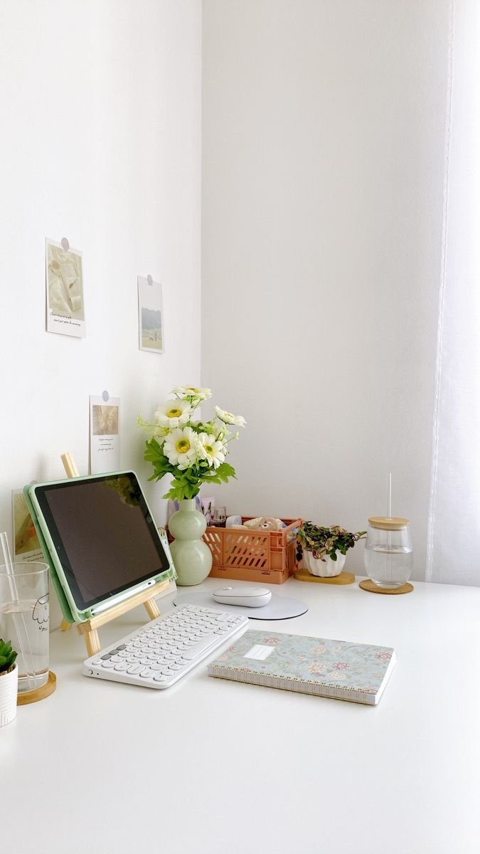 Bàn làm việc đẹp, gọn gàng và có cảm hứng hơn